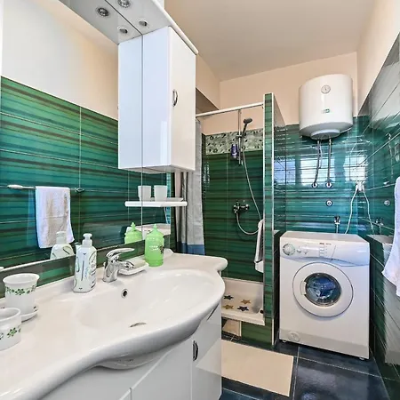 Dada -excellent Nearby Old *