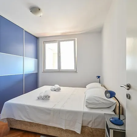 Dada -excellent Nearby Old *